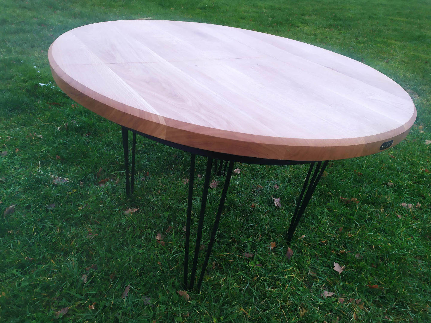 Table ronde en chêne & pieds métal avec rallonge
